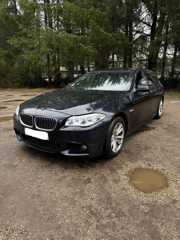 Gebraucht BMW 525 M Sport 204 PS (150 kW) 2011 Schwarz Kombi