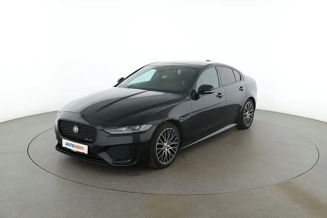 Gebraucht Jaguar XE R-Dynamic 250 PS (183 kW) 2021 Limousine