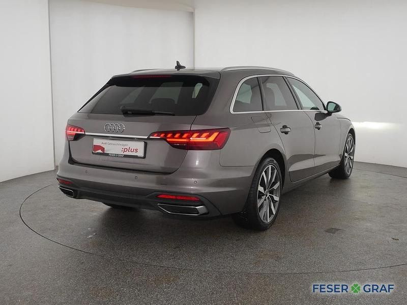 Gebraucht Audi A4 Ambiente 163 PS (119 kW) 2022 Terragrau metallic Kombi