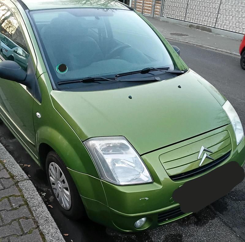 Grün Gebraucht 2006 Citroën C2 Kleinwagen | 680 € (Superpreis) - Bild 1/4