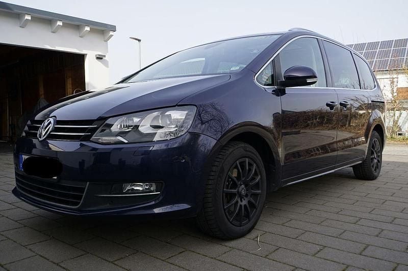 Gebraucht VW Sharan Highline 140 PS (102 kW) 2013 Blau Van / Kleinbus