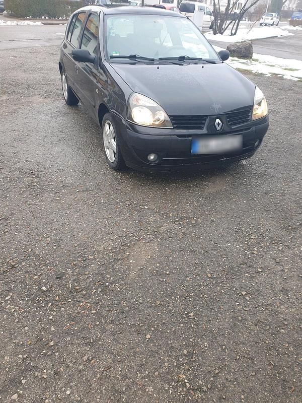 Gebraucht Renault Clio II 75 PS (55 kW) 2004 Schwarz Kleinwagen