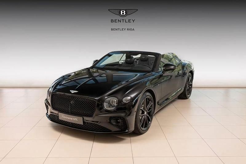 Neu Bentley Continental 551 PS (405 kW) 2025 Schwarz Limousine