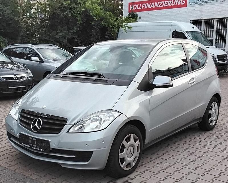 Silber Gebraucht 2009 Mercedes A160 Kleinwagen | 5.450 € (Guter Preis) - Bild 1/4