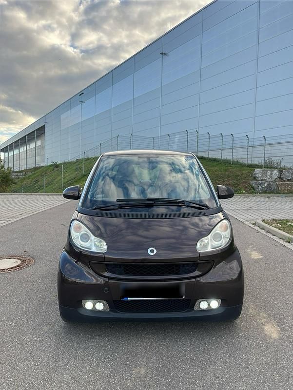 Braun Gebraucht 2010 Smart ForTwo Coupé Edition #1 Kleinwagen | 5.500 € (Fairer Preis) - Bild 1/4