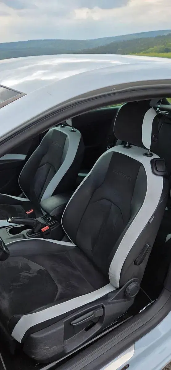 Gebraucht Seat Leon SC Cupra 265 265 PS (194 kW) 2016 Weiß Kleinwagen