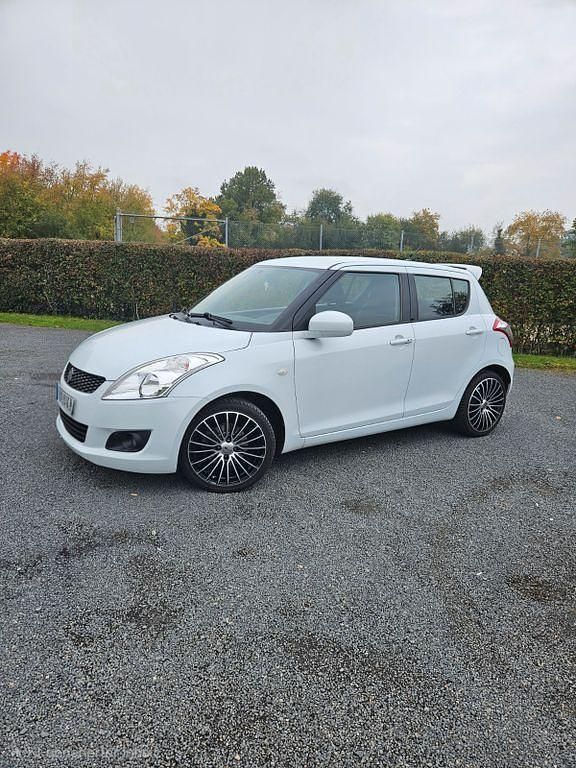 Gebraucht Suzuki Swift Comfort 94 PS (69 kW) 2012 Weiß Kleinwagen