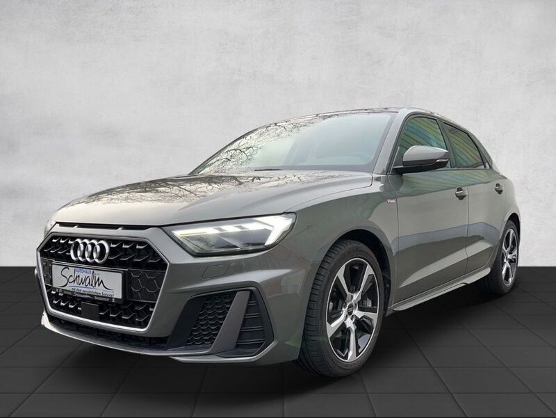 Grau Gebraucht 2022 Audi A1 Sportback Ambiente Kleinwagen | 26.300 € (Etwas zu teuer) - Bild 1/4
