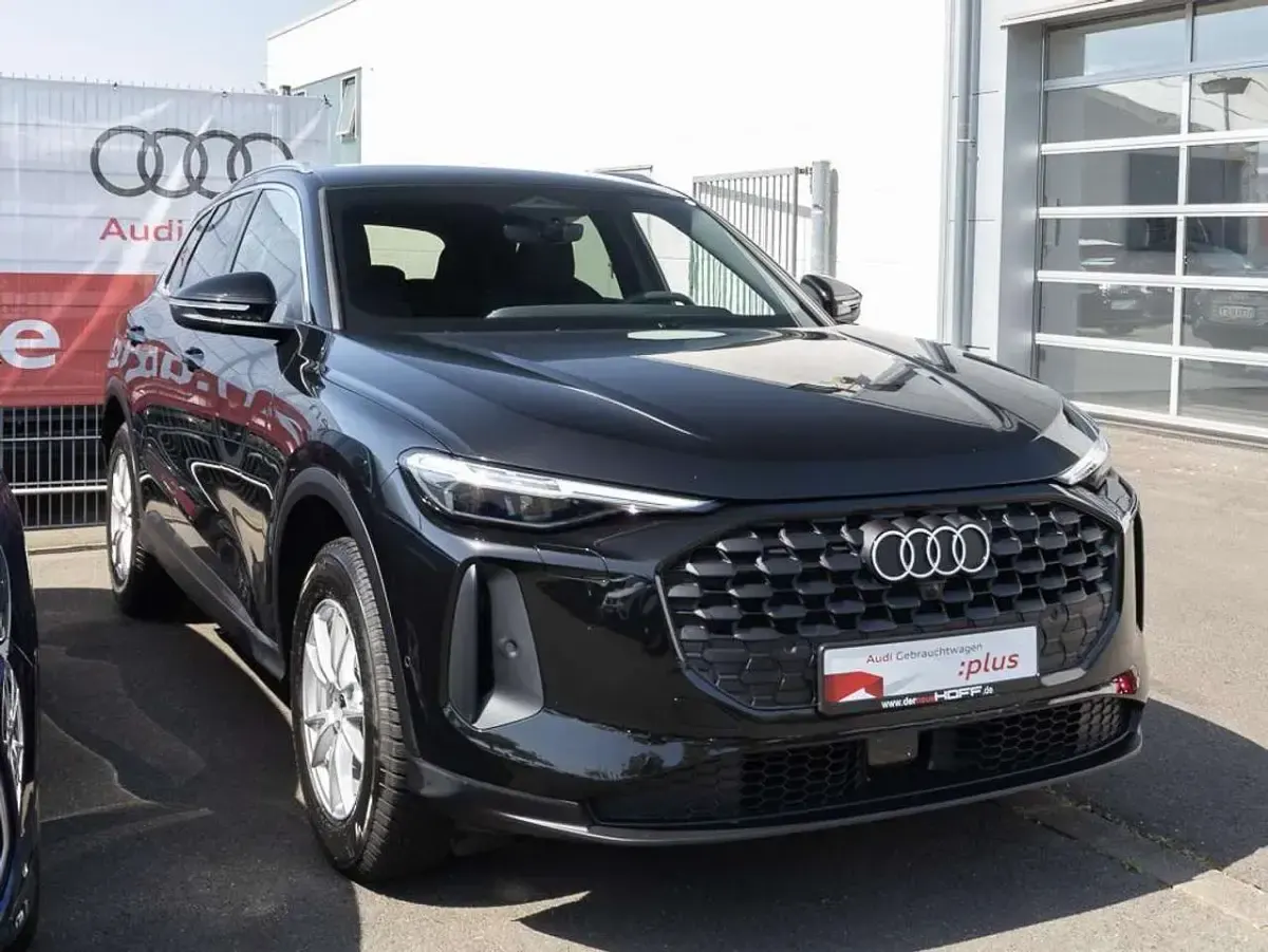 Gebraucht Audi Q5 S-Line 204 PS (150 kW) 2025 Mythosschwarz metallic SUV