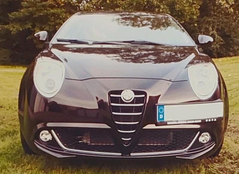 Gebraucht Alfa Romeo MiTo Turismo 95 PS (69 kW) 2010 Schwarz Kleinwagen