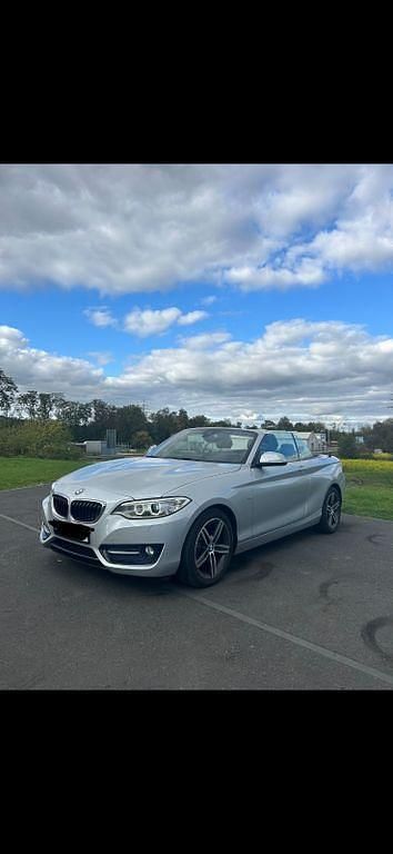 Gebraucht BMW 218 Sport Line 150 PS (110 kW) 2015 Silber Cabrio