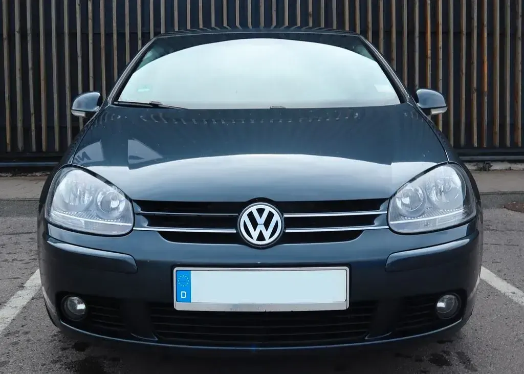 Gebraucht VW Golf V 105 PS (77 kW) 2006 Blau Kleinwagen