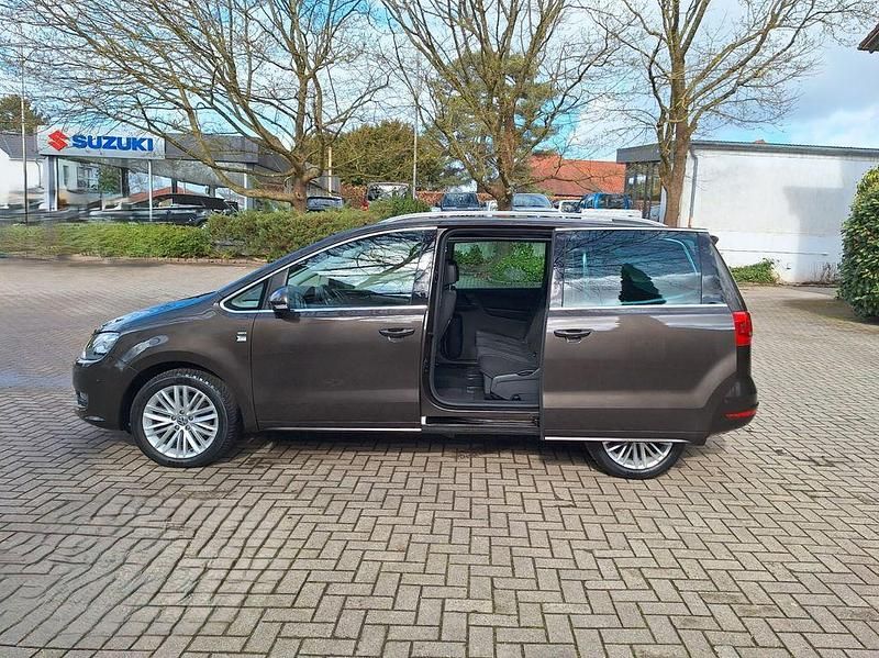 Gebraucht VW Sharan Cup 177 PS (130 kW) 2014 Schwarz Van / Kleinbus