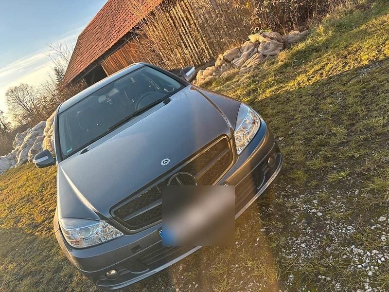 Grau Gebraucht 2008 Mercedes C180 Limousine | 9.800 € - Bild 1/4