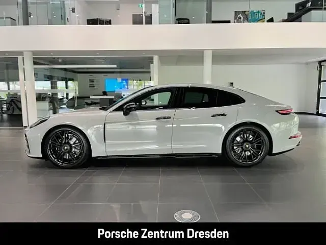Neu Porsche Panamera 500 PS (367 kW) 2026 Kreide (weiss) Kleinwagen