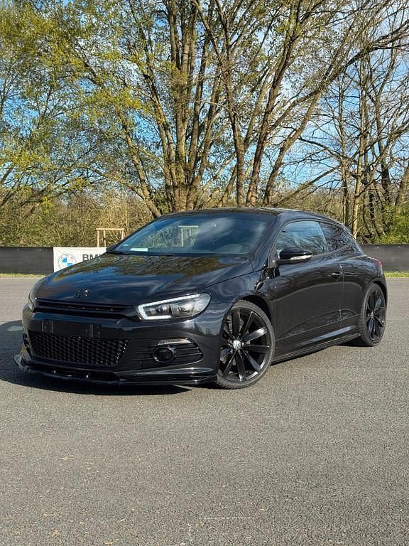 Schwarz Gebraucht 2012 VW Scirocco R-line Coupé | 11.999 € (Etwas zu teuer) - Bild 1/4