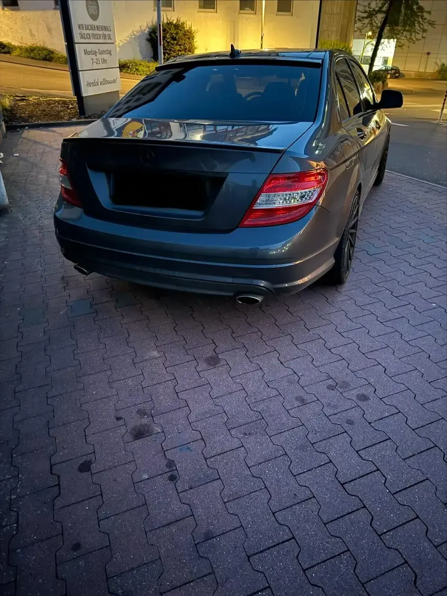 Gebraucht Mercedes C300 AMG 231 PS (169 kW) 2009 Schwarz Limousine