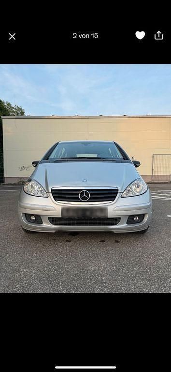 Grau Gebraucht 2006 Mercedes A180 Classic Limousine | 1.200 € (Guter Preis) - Bild 1/4