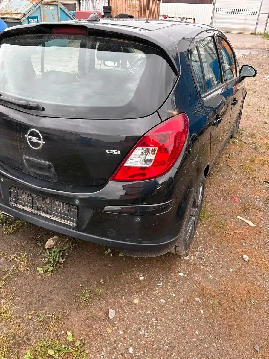 Gebraucht Opel Corsa 150 PS (110 kW) 2008 Schwarz Kleinwagen