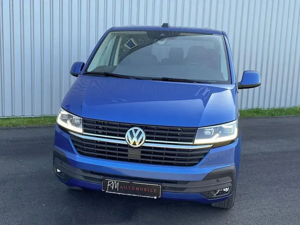 Neu VW T7 150 PS (110 kW) 2025 Blau Van