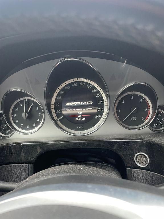 Silber Gebraucht 2013 Mercedes E350 Avantgarde Limousine | 13.000 € (Fairer Preis) - Bild 1/4