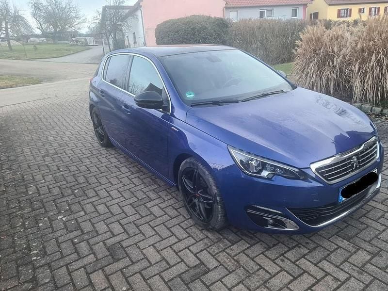 Gebraucht Peugeot 308 Allure GT-Line 131 PS (96 kW) 2016 Blau Limousine