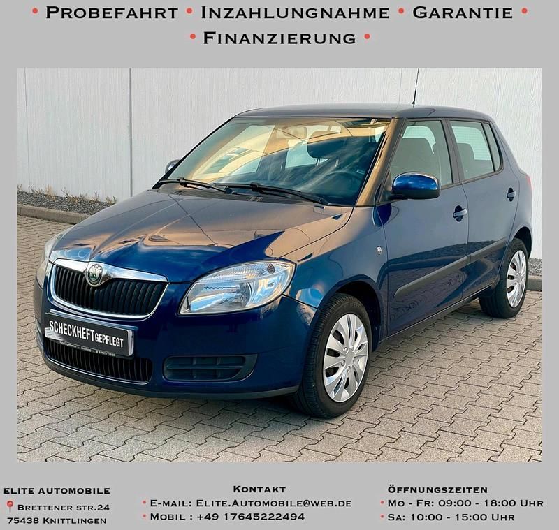 Blau Gebraucht 2009 Skoda Fabia Kleinwagen | 3.490 € (Fairer Preis) - Bild 1/4