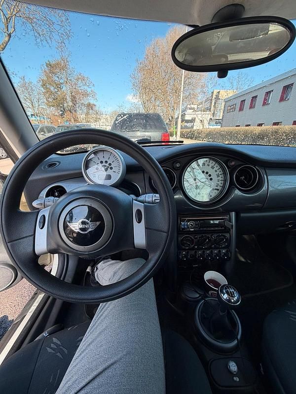 Gebraucht Mini Cooper 105 PS (77 kW) 2008 Weiß Kleinwagen