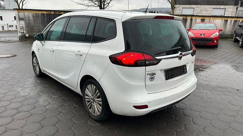 Gebraucht Opel Zafira Tourer Active 136 PS (100 kW) 2014 Weiß Van / Kleinbus