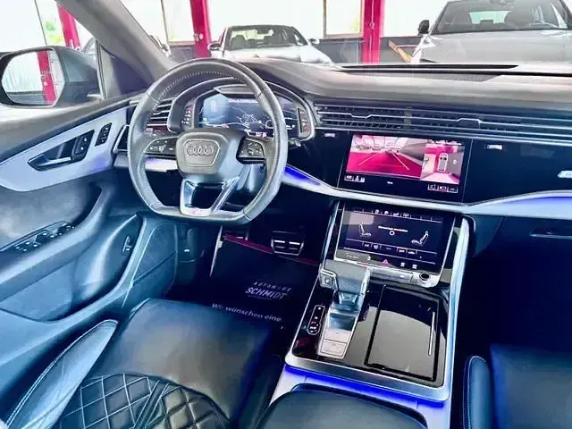 Second-hand Audi SQ8 Sport 435 CP (319 kW) 2019 Gri SUV