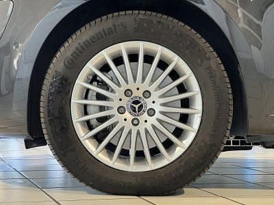 Gebraucht Mercedes EQV300 150 kW (204 PS) 2025 Grau Van / Kleinbus