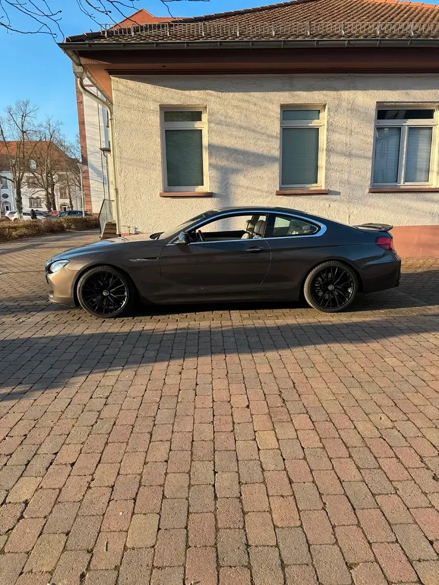 Gebraucht BMW 640 Performance 320 PS (235 kW) 2013 Braun Coupé