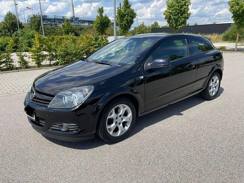 Schwarz Gebraucht 2005 Opel Astra GTC Sport Coupé | 3.700 € (Fairer Preis) - Bild 1/4