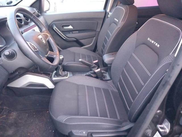 Gebraucht Dacia Duster Prestige 131 PS (96 kW) 2022 Black pearl schwarz black pearl schwarz SUV