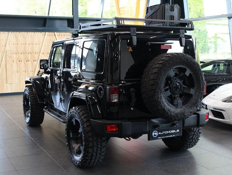 Gebraucht Jeep Wrangler Unlimited Sahara 200 PS (147 kW) 2018 Schwarz SUV
