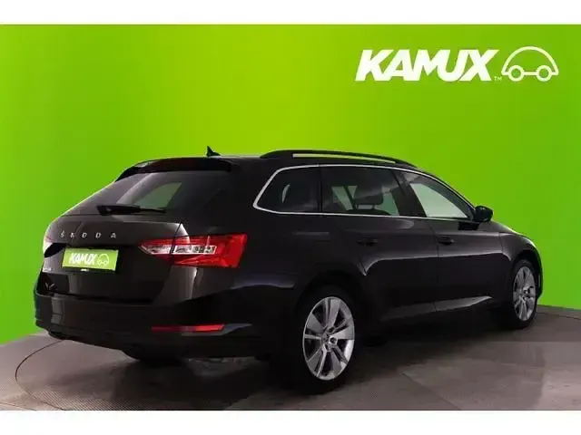Gebraucht Skoda Superb Ambition 190 PS (139 kW) 2021 Braun Kombi