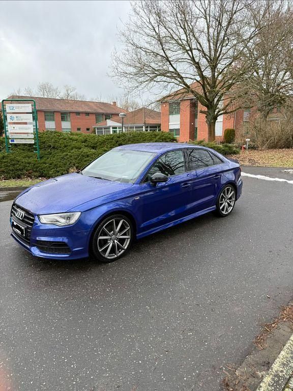 Gebraucht Audi A3 S-Line 184 PS (135 kW) 2016 Blau Limousine