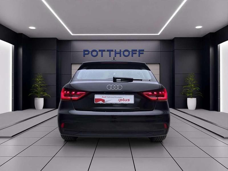 Gebraucht Audi A1 95 PS (69 kW) 2025 Mythosschwarz metallic SUV