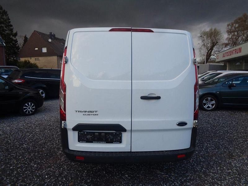 Gebraucht Ford Transit Custom Trend 125 PS (91 kW) 2016 Weiß Van / Kleinbus