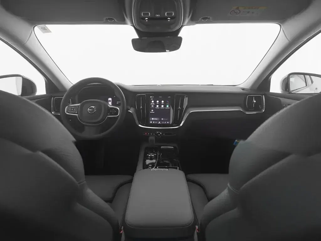 Gebraucht Volvo V60 Plus 455 PS (334 kW) 2024 Grau vapour grey / metallic Kombi