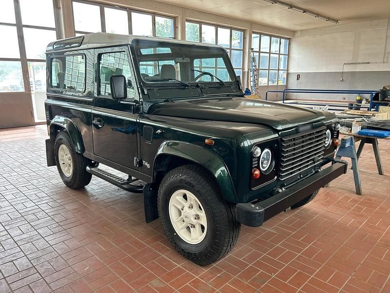 Gebraucht Land Rover Defender 120 PS (88 kW) 1999 Grün SUV