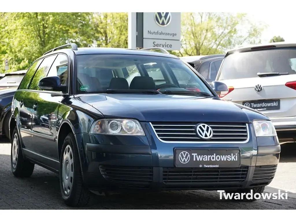 Second-hand VW Passat 102 CP (75 kW) 2004 Albastru Break