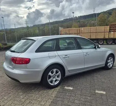 Usata Audi A4 Attraction 160 CV (117 kW) 2010 Argento Station wagon