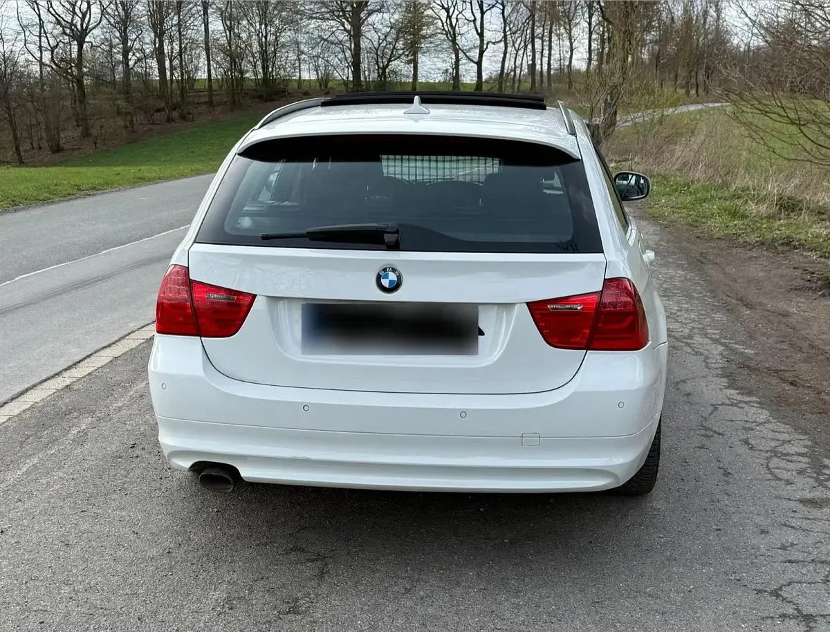 Usata BMW 320 184 CV (135 kW) 2012 Bianco Station wagon