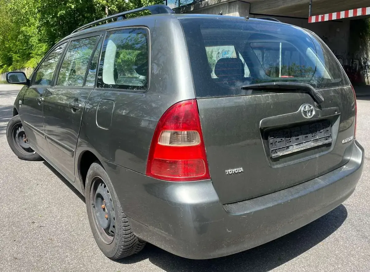 Gebraucht Toyota Corolla Sol 97 PS (71 kW) 2004 Grau Kombi