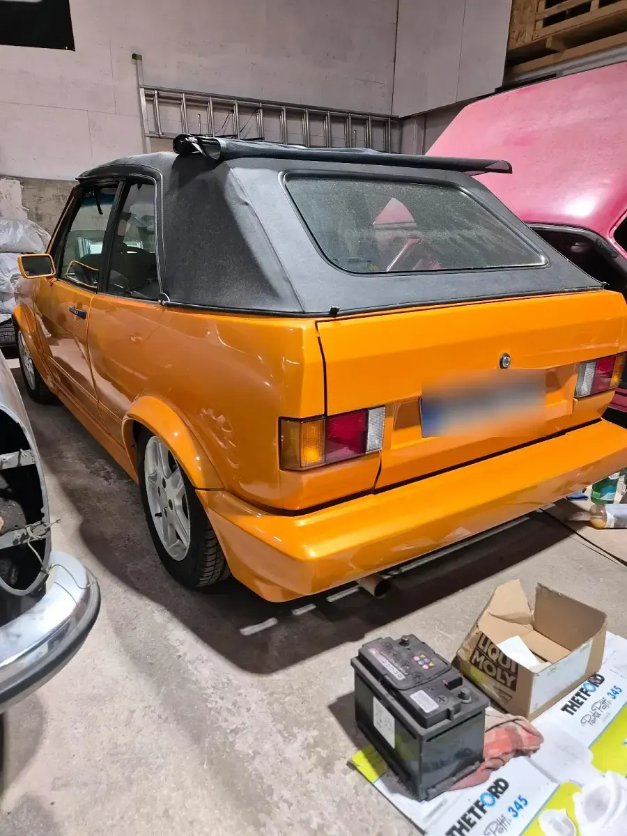 Gebraucht VW Golf Cabriolet 95 PS (69 kW) 1984 Orange Cabrio