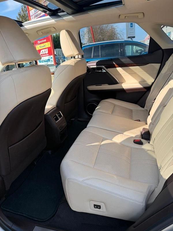 Gebraucht Lexus RX450 262 PS (192 kW) 2018 Gold SUV