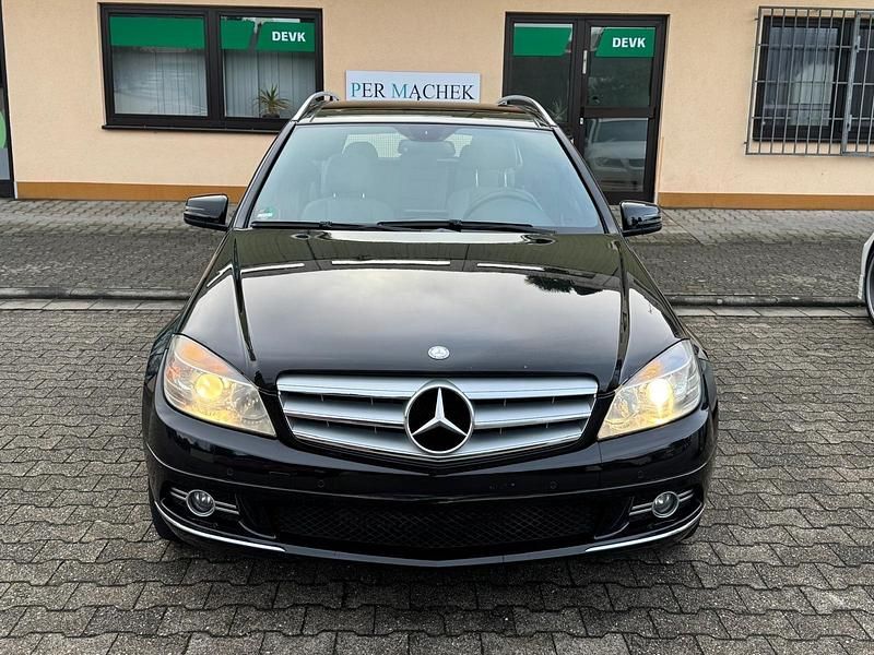Schwarz Gebraucht 2009 Mercedes C350 Kombi | 3.500 € (Guter Preis) - Bild 1/4