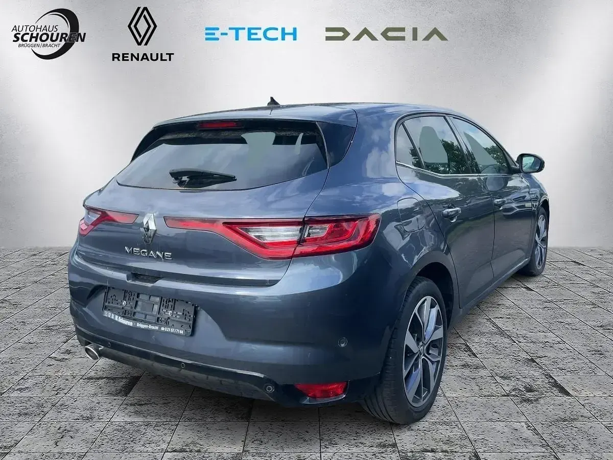 Gebraucht Renault Mégane III Bose Edition 131 PS (96 kW) 2016 Grau Limousine