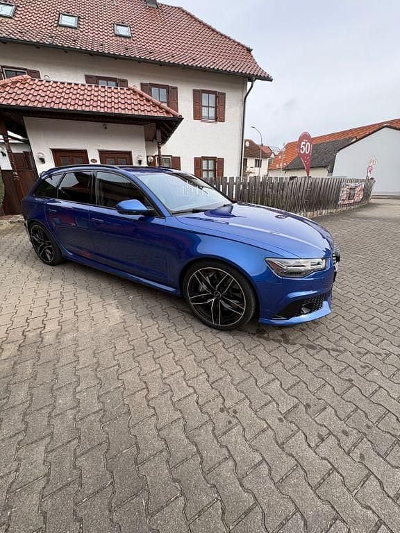 Gebraucht Audi RS6 Performance 605 PS (444 kW) 2017 Blau Kombi